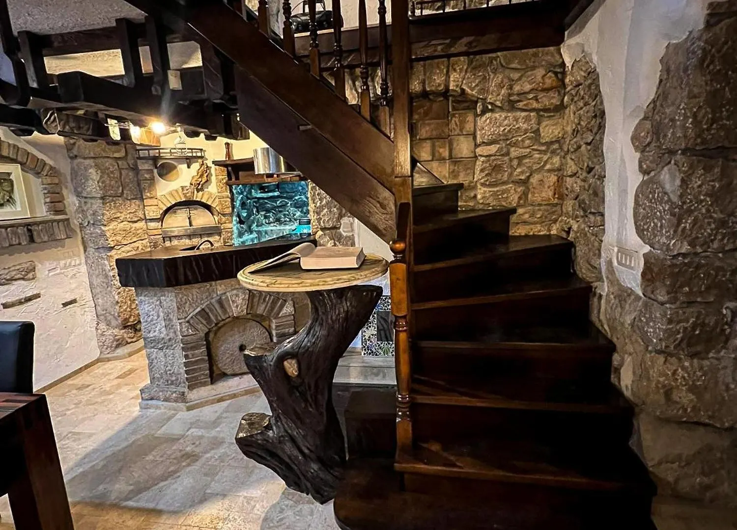 Vila Old House Njivice